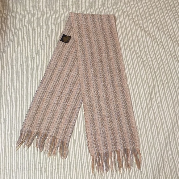 Authentic Helena Ruuth Ireland Tapestries LTD. - Picture 2 of 7